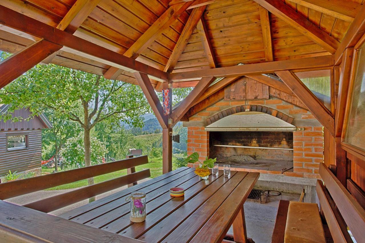 Andrea In Sertic Poljana - Haus Fuer 6 Personen Plitvička Jezera Esterno foto