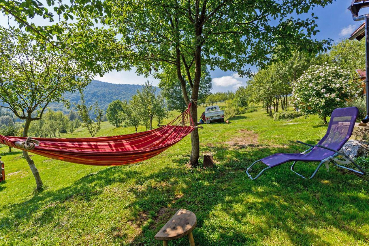 Andrea In Sertic Poljana - Haus Fuer 6 Personen Plitvička Jezera Esterno foto