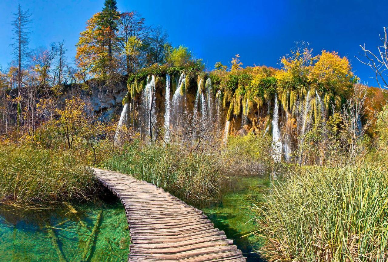 Andrea In Sertic Poljana - Haus Fuer 6 Personen Plitvička Jezera Esterno foto